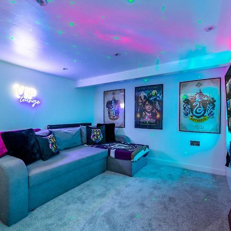 The Hogwarts Retreat - Cinema Room - Special May Offer - 25Th - 31St Watford  Exterior foto