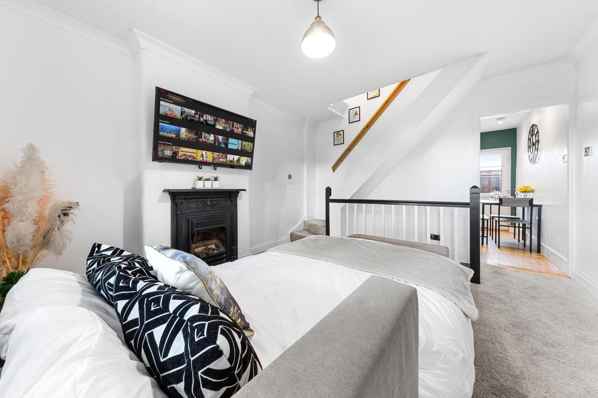 The Hogwarts Retreat - Cinema Room - Special May Offer - 25Th - 31St Watford  Exterior foto