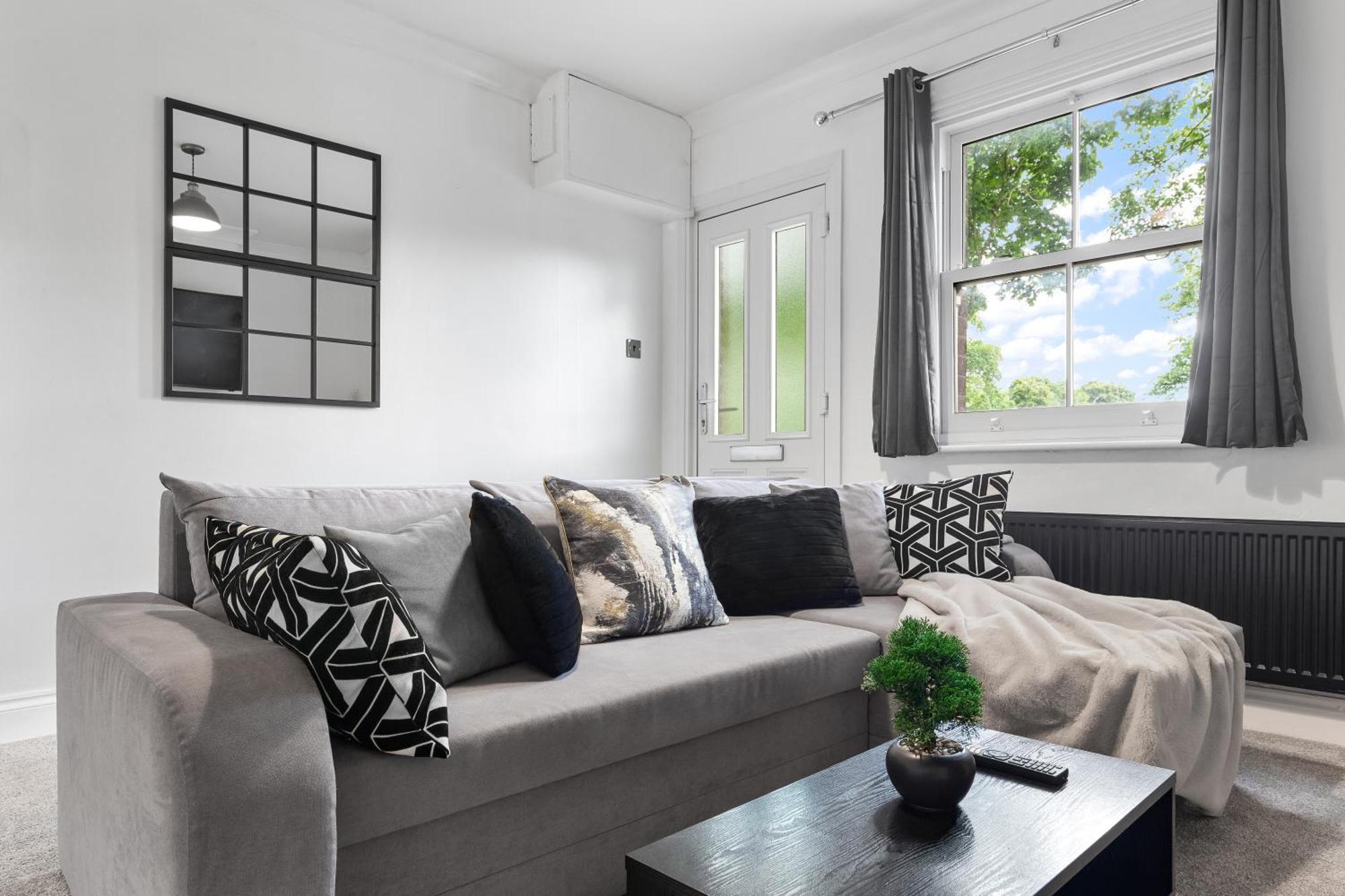 The Hogwarts Retreat - Cinema Room - Special May Offer - 25Th - 31St Watford  Exterior foto
